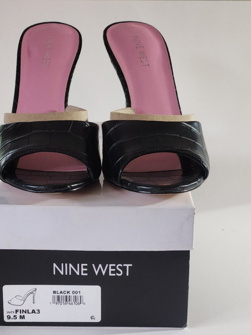 Nine West Finla black sandal new 9.5, sexy